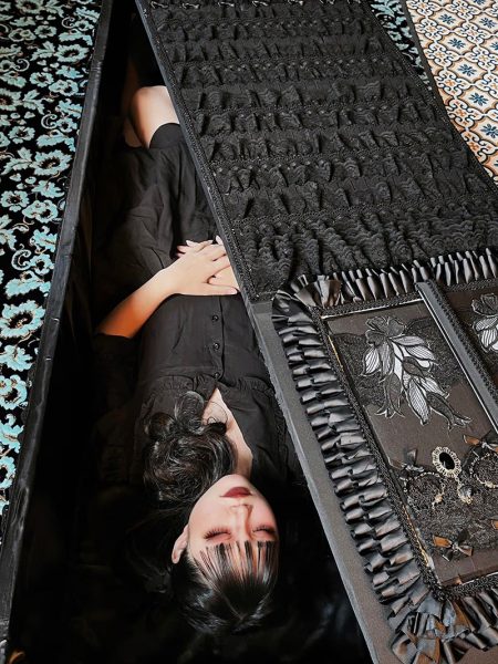Tokyo Coffin Relaxation Salon